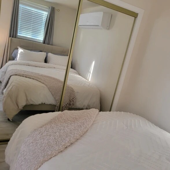 Building Photo - 325 Wilson Ave