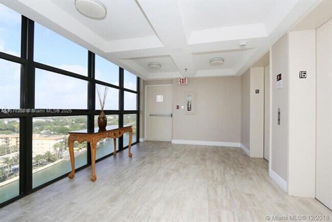 Building Photo - 2401 Collins Ave
