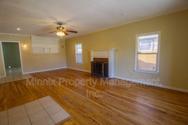 Building Photo - 2401 24th St