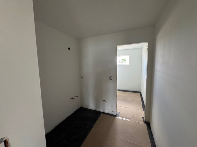 Building Photo - 12428 Limerick Ln