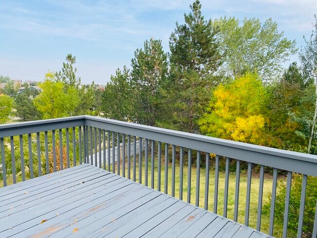Building Photo - Immaculate home in Castle Pines North