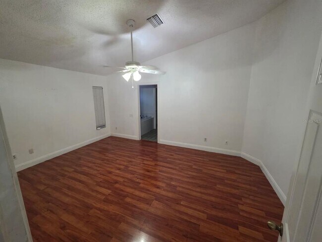 Building Photo - 6018 Charloma Dr