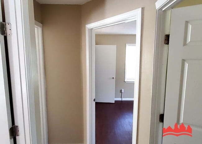 Building Photo - 426 Delta Rd