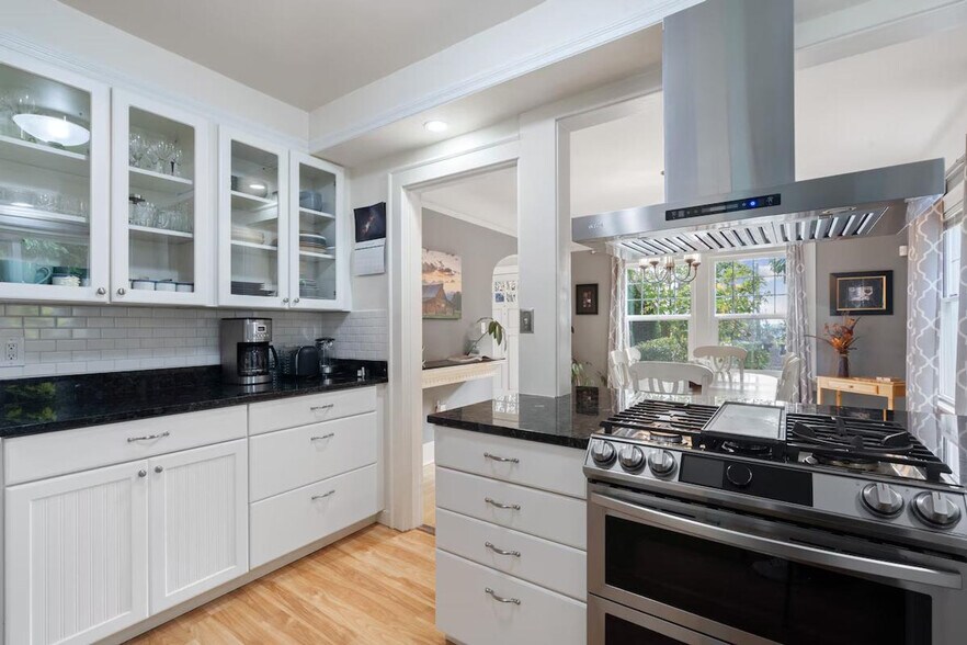 Building Photo - 1514 Bigelow Ave N