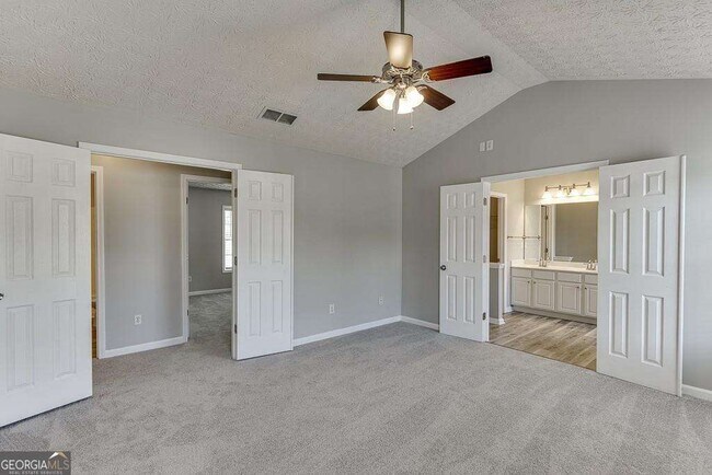 Building Photo - 678 Clairidge Elm Trail SW