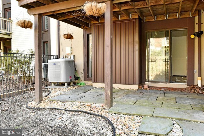 Building Photo - 10168 Placid Lake Ct