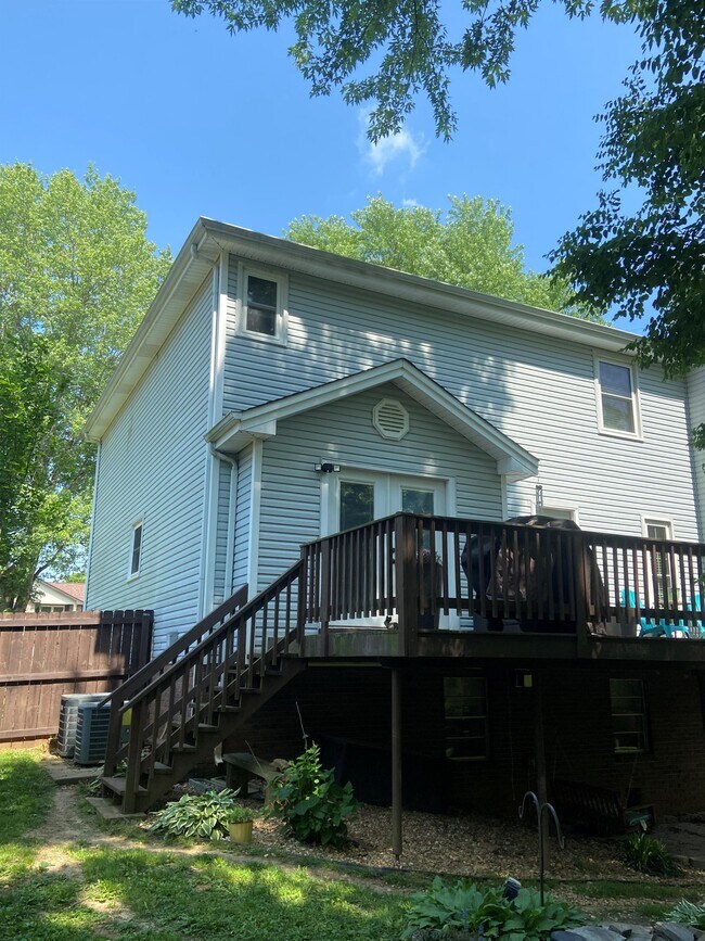 Building Photo - 238 Blair Dr