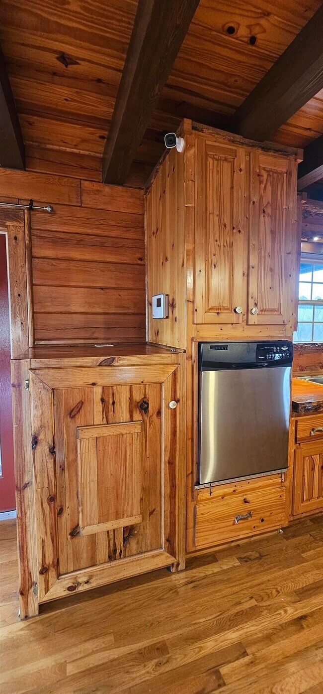 Building Photo - 181 State Rd S-1911-92