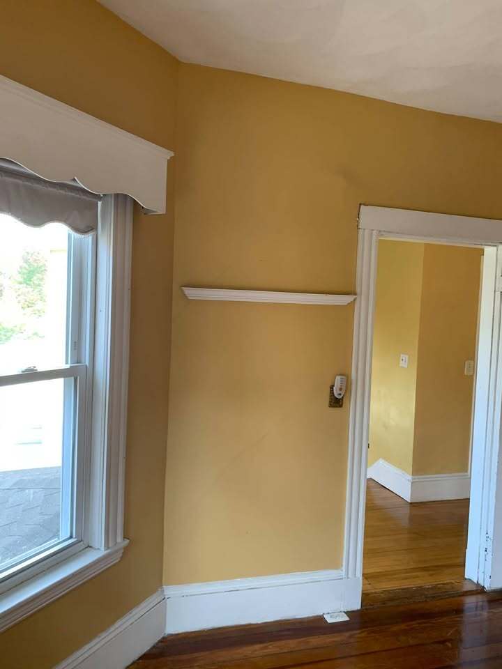 Building Photo - 77 Sheridan Ave