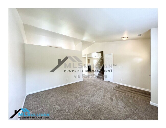 Building Photo - 5403 Danube Ln
