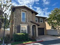 Building Photo - INCREDIBLE 4BD 3.5BA TWO STORY HOUSE FOR L...
