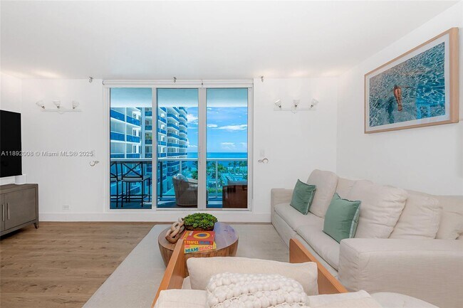 Building Photo - 2301 Collins Ave
