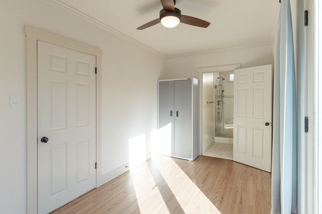 Building Photo - 3-Bed + 2-Bath Home | Midtown Ventura | Unfurnished