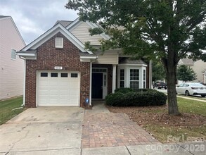 Building Photo - 9247 Cranfield Ln