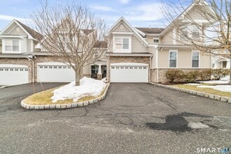 Building Photo - 13 Paulding Terrace