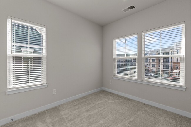 Building Photo - Welcome to modern living in Suffolk, Virginia!