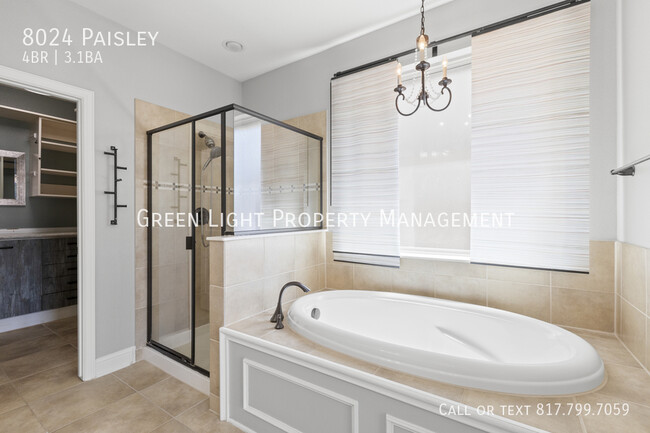 Building Photo - 8024 Paisley-