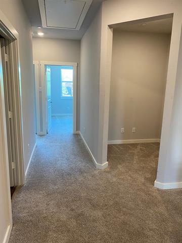 Building Photo - 829 Emerling Dr