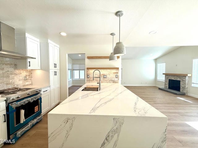 Building Photo - 532 Village Rd