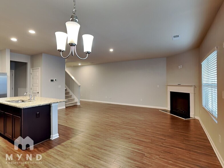 Building Photo - 1610 Labonte Pkwy