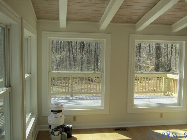 Building Photo - 5705 Community House Rd