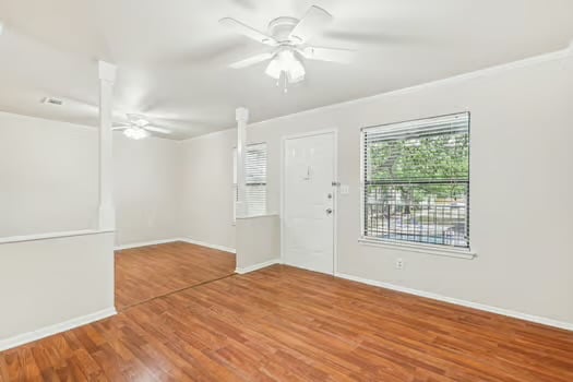 Building Photo - 1624 Aquarena Springs Dr