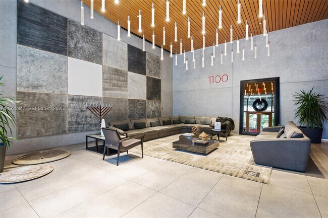 Building Photo - 1100 S Miami Ave