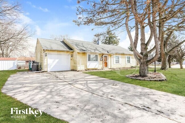 Building Photo - 15059 Highland Ave