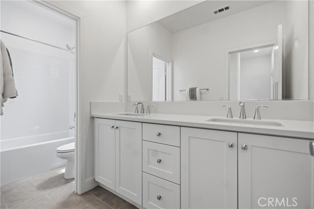 Building Photo - 208 Yerba