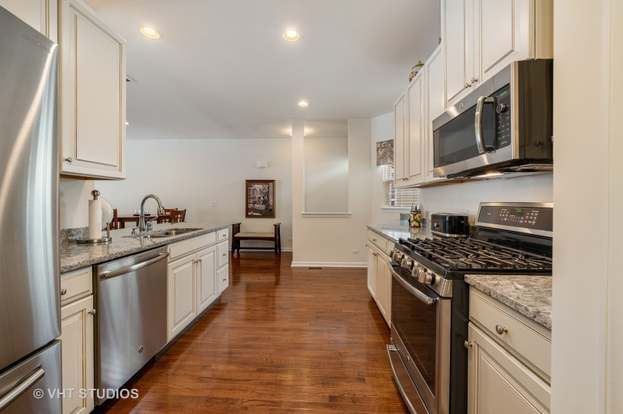 Building Photo - 12908 White Pine Way