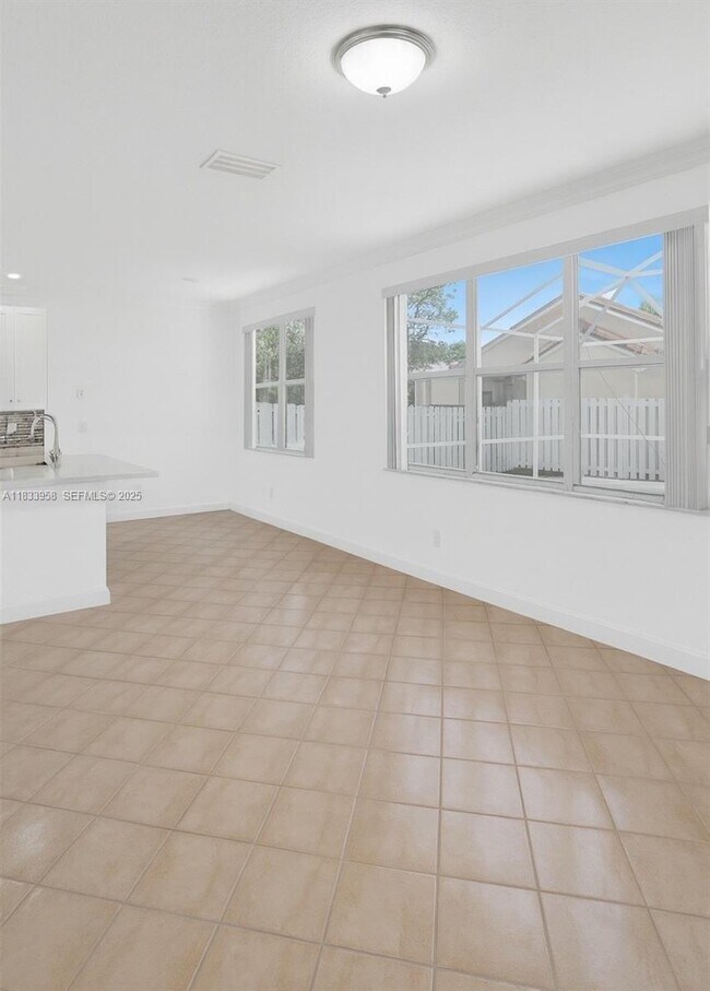 Building Photo - 797 Chimney Rock Rd