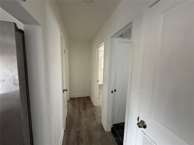 Building Photo - 7323 Ponderosa Dr