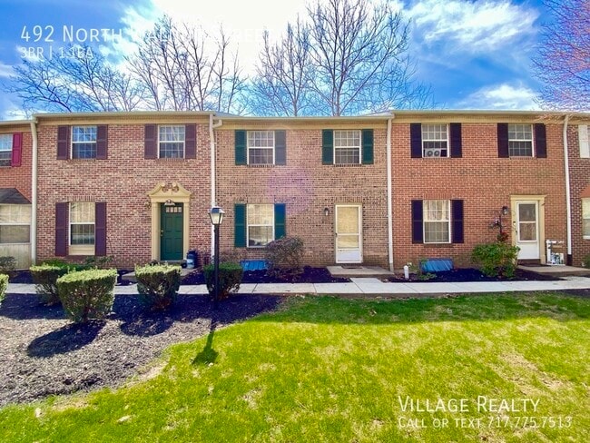 Primary Photo - 492 N Walnut St