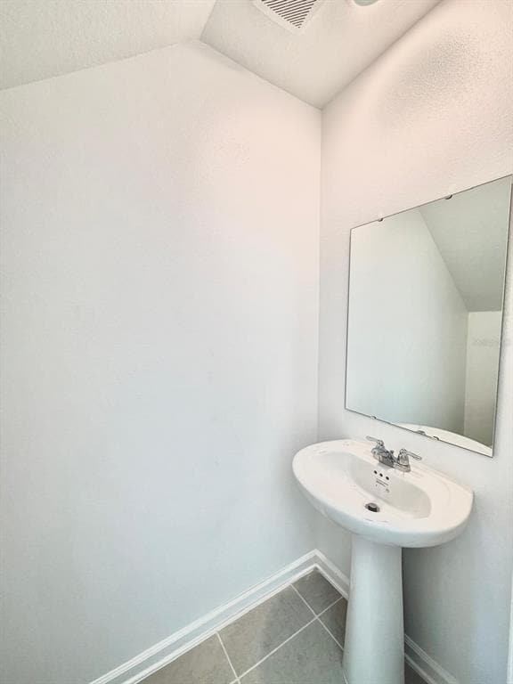 Building Photo - 1547 Jessica Blvd