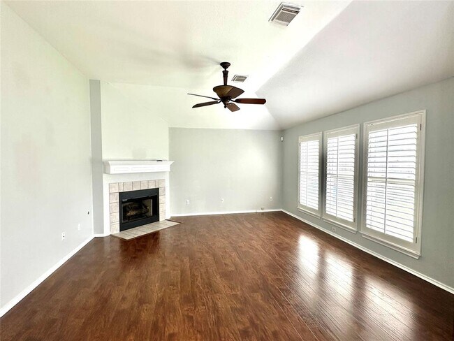 Building Photo - 14901 Babbling Brook Dr