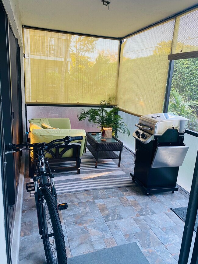 Patio - 1150 Homewood Blvd