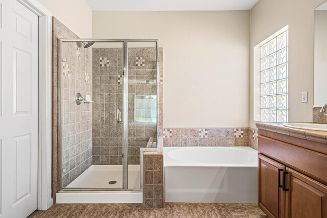 Building Photo - 1267 Oro Ridge