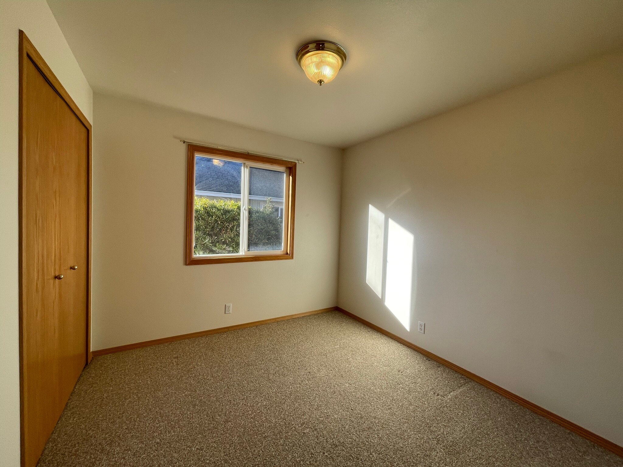 Building Photo - 1448 Honeycomb Ct