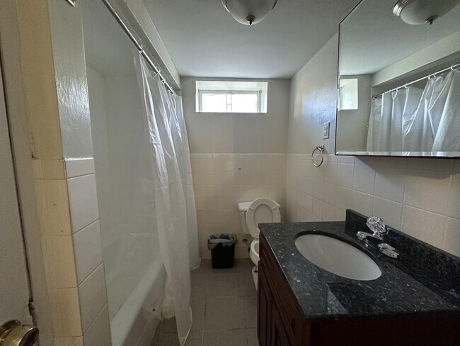 Building Photo - 126 Indiana Ave