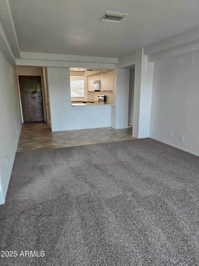 Building Photo - 5035 N 10th Pl