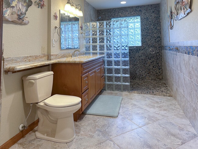 Building Photo - 12895-12854 54th St N