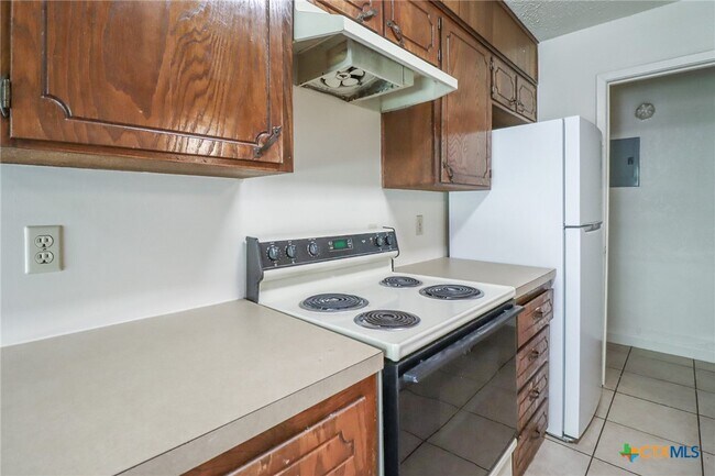 Building Photo - 1105 Covey Ln