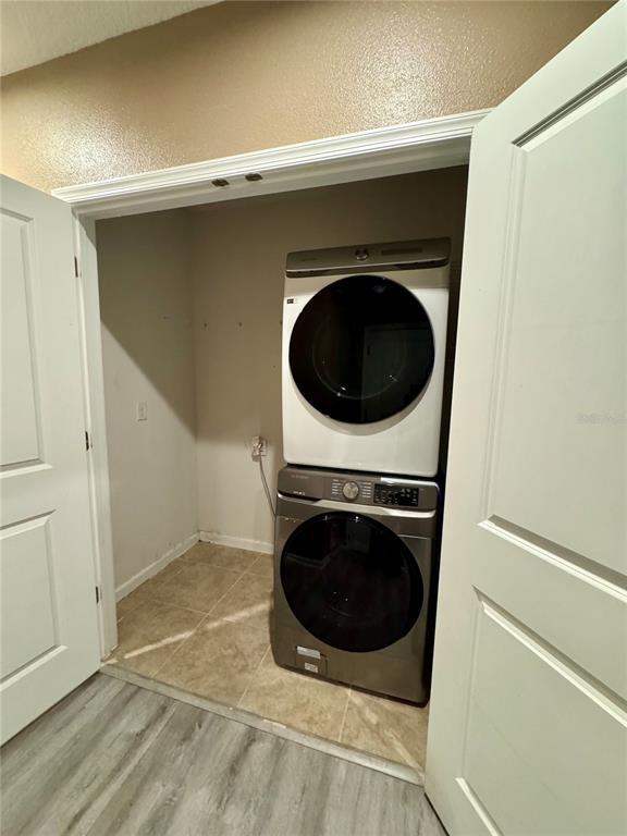 Building Photo - 217 Fiddlewood Ct