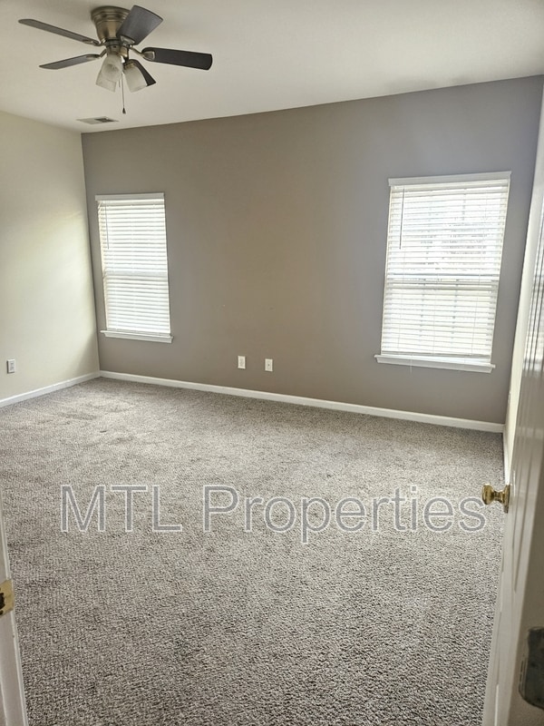 Building Photo - 2717 Hartley Hills Dr