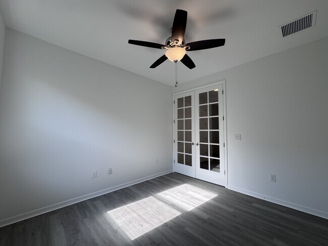 Building Photo - 11626 Parrotfish St