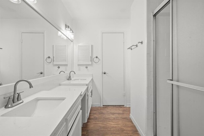 Building Photo - 5322 Finsbury Field Dr
