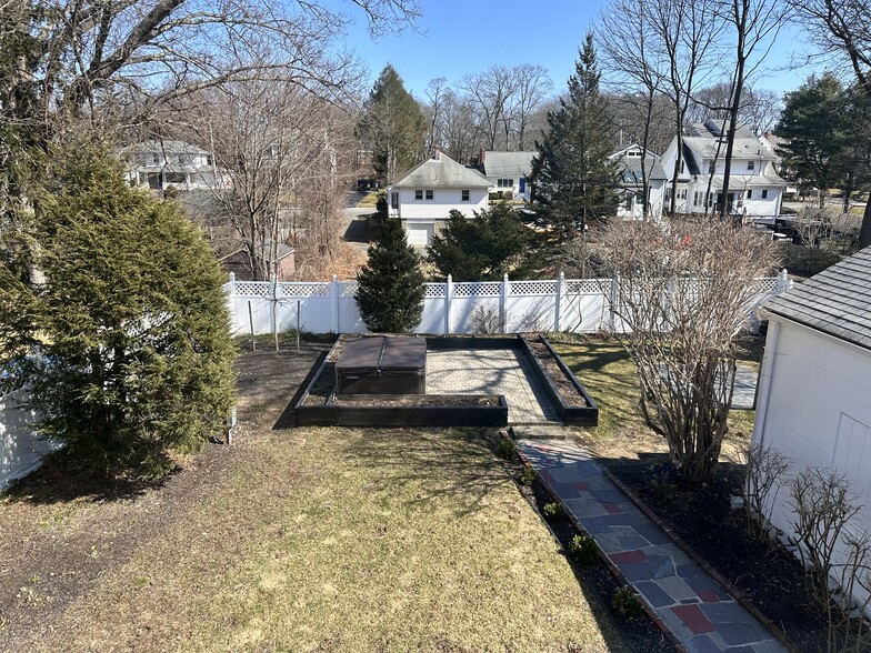 Building Photo - 46 High St