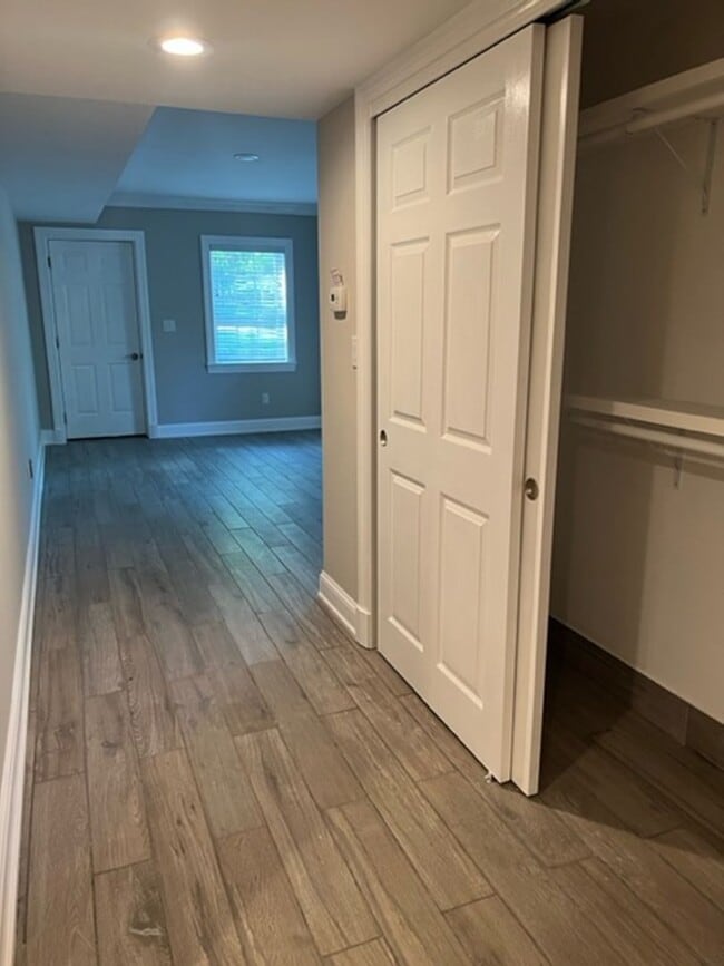 Building Photo - 63 Cranbury Rd