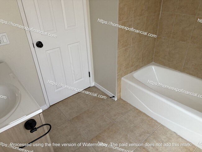 Building Photo - Nice Home For Rent