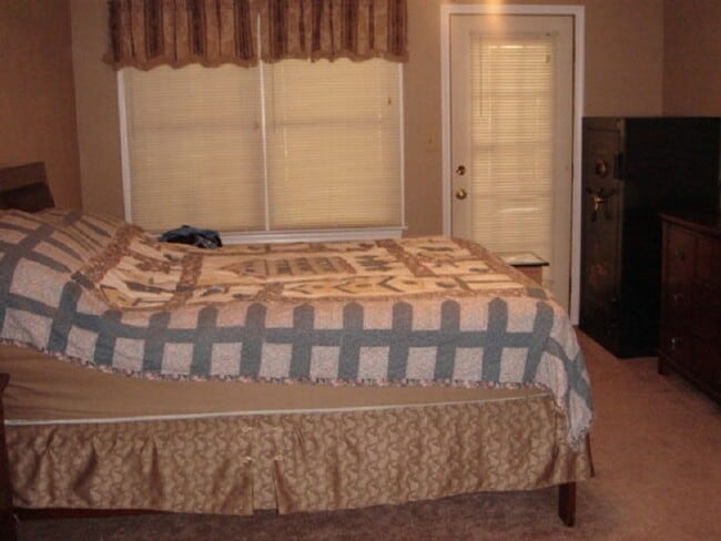 Building Photo - Virginia Beach - Glenwood - 3/4 BR, 3 BA